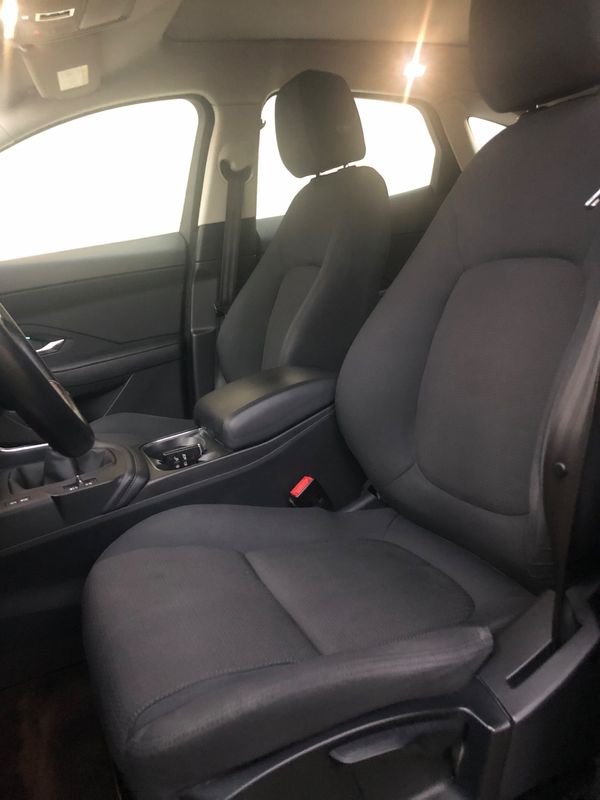 jaguar-e-pace-2018-diesel-1999cc
