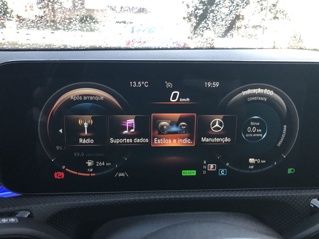 mercedes-benz-classe-a-2021-hibrido-a-gasolina-1332cc