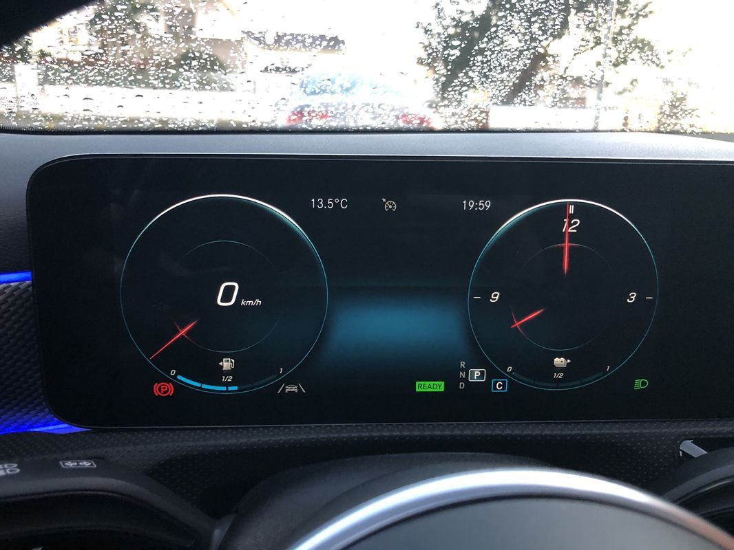 mercedes-benz-classe-a-2021-hibrido-a-gasolina-1332cc