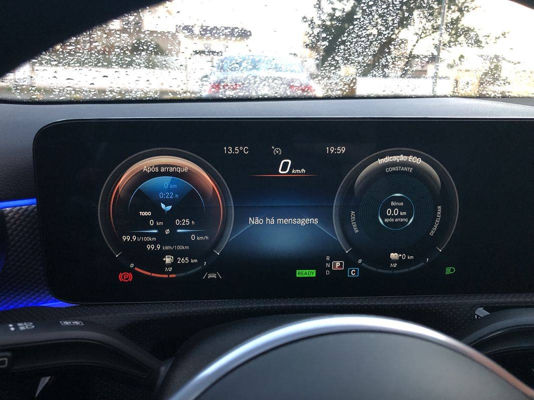 mercedes-benz-classe-a-2021-hibrido-a-gasolina-1332cc