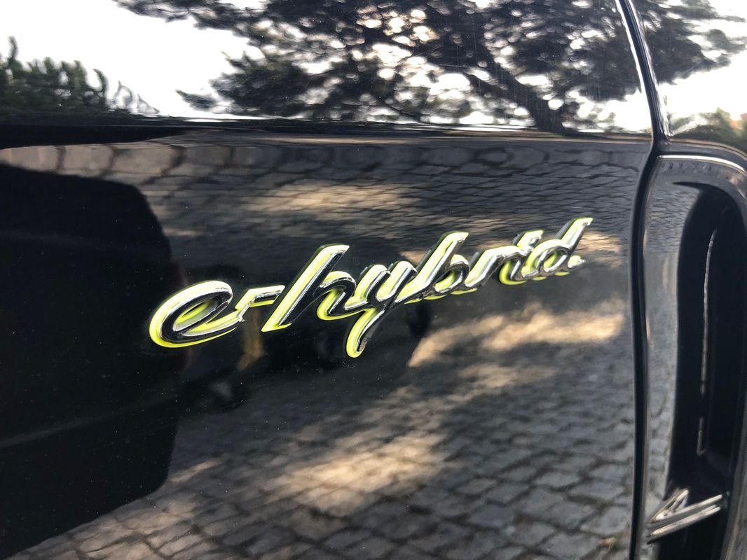 porsche-panamera-2021-hibrido-a-gasolina-2894cc