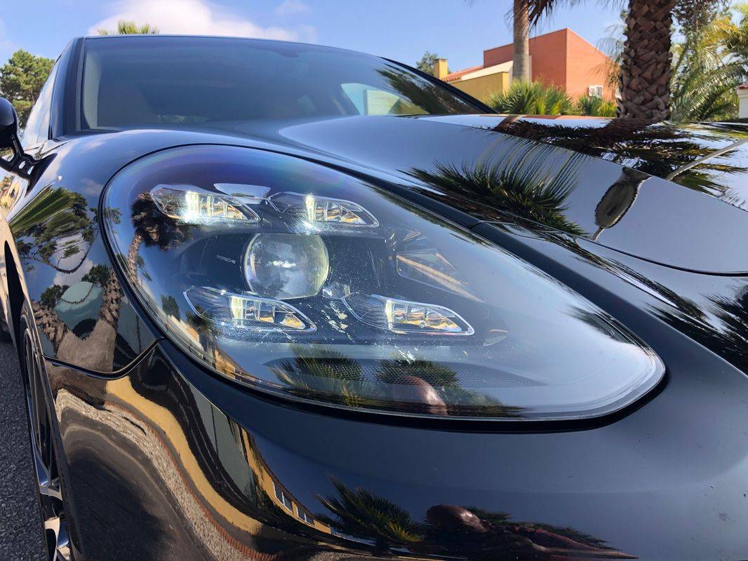 porsche-panamera-2021-hibrido-a-gasolina-2894cc