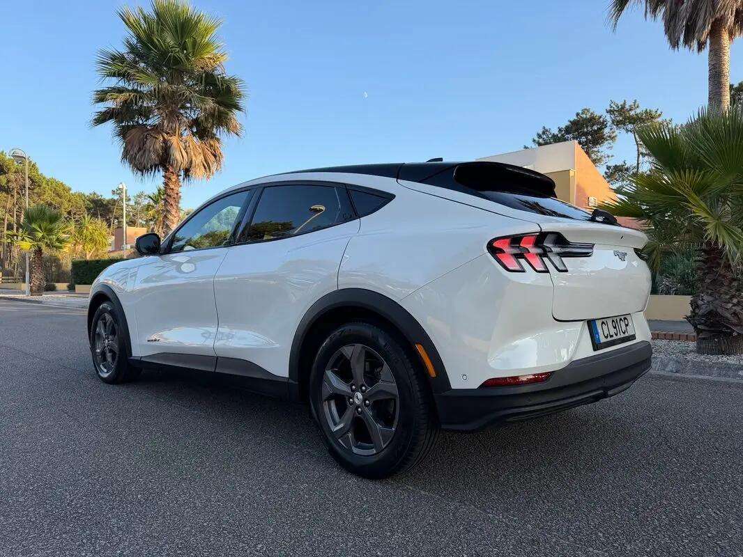 ford-mustang-mach-e-2021-eletrico-0cc