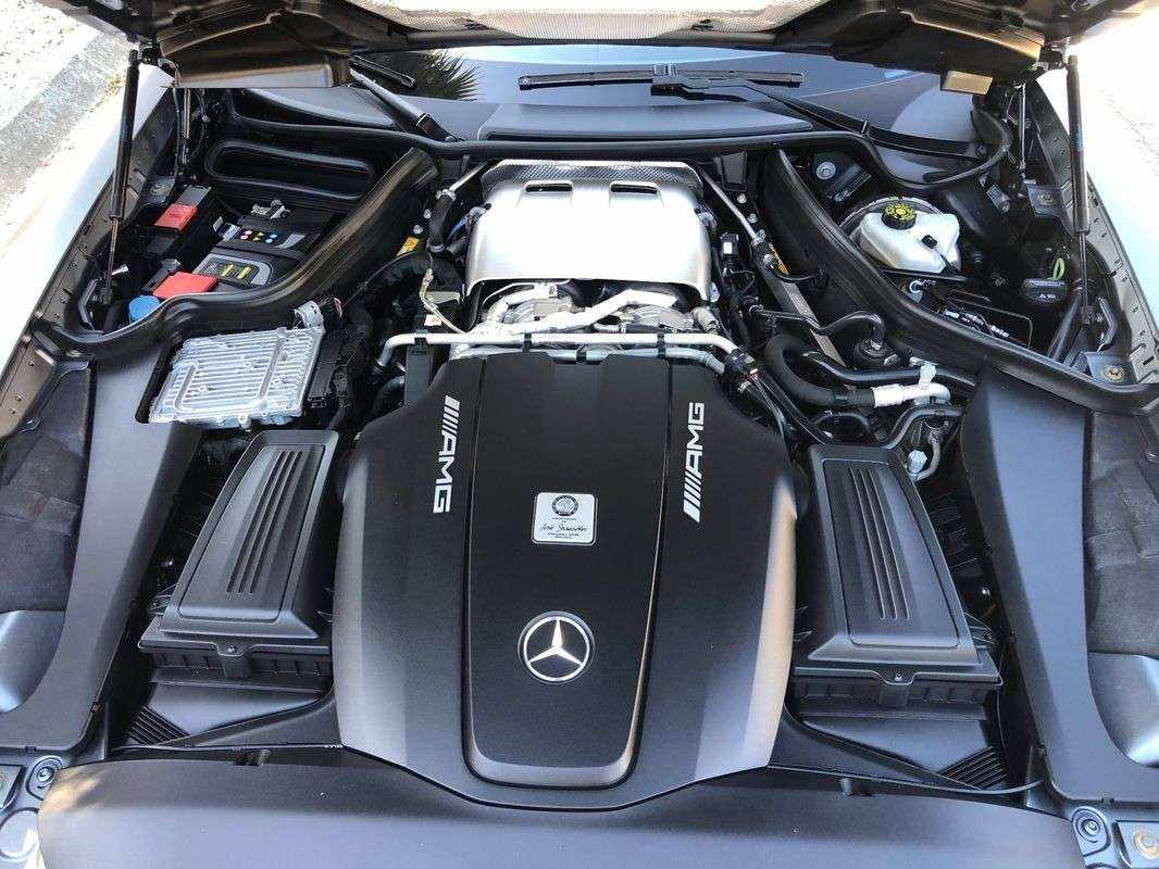 mercedes-benz-amg-gt-2019-gasolina-3982cc