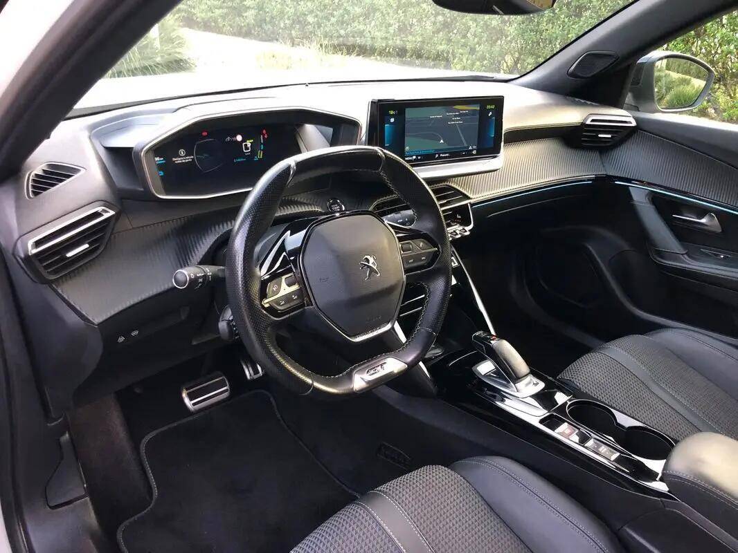 peugeot-e-2008-2021-eletrico-0cc