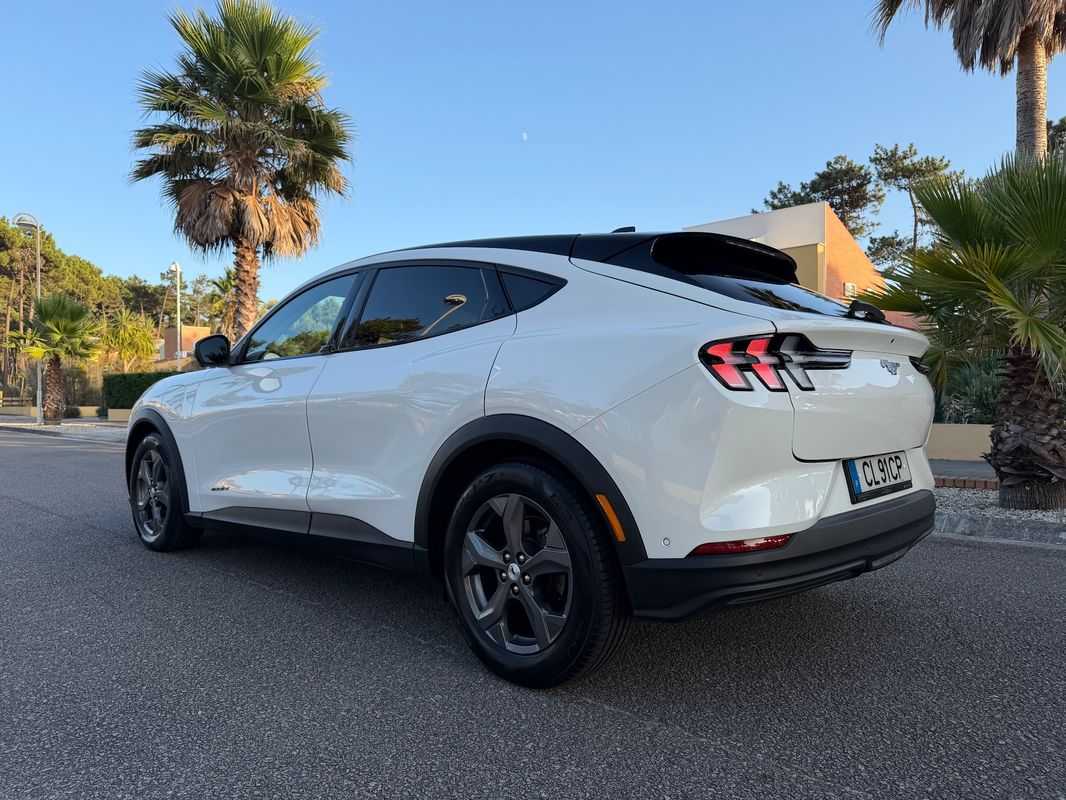 ford-mustang-2021-eletrico-0cc