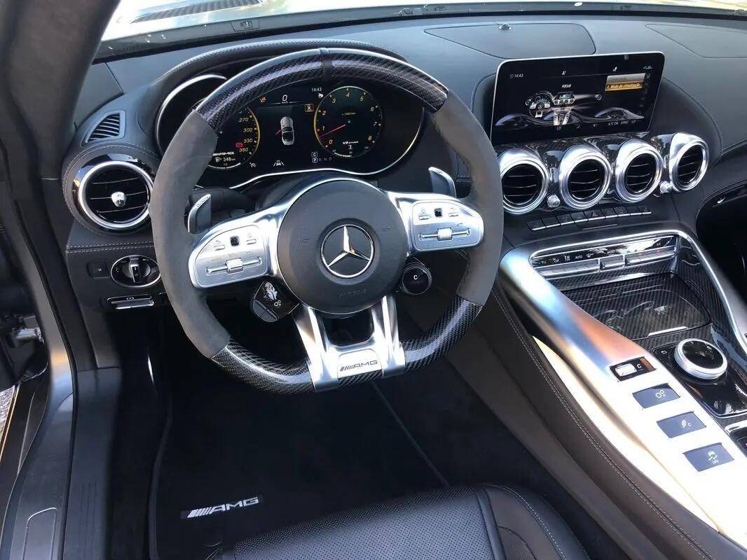 mercedes-benz-amg-gt-2019-gasolina-3982cc