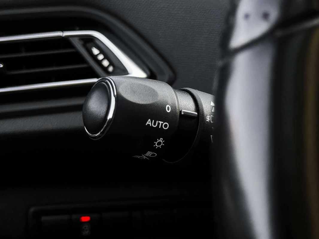 peugeot-308-sw-2020-diesel-1499cc