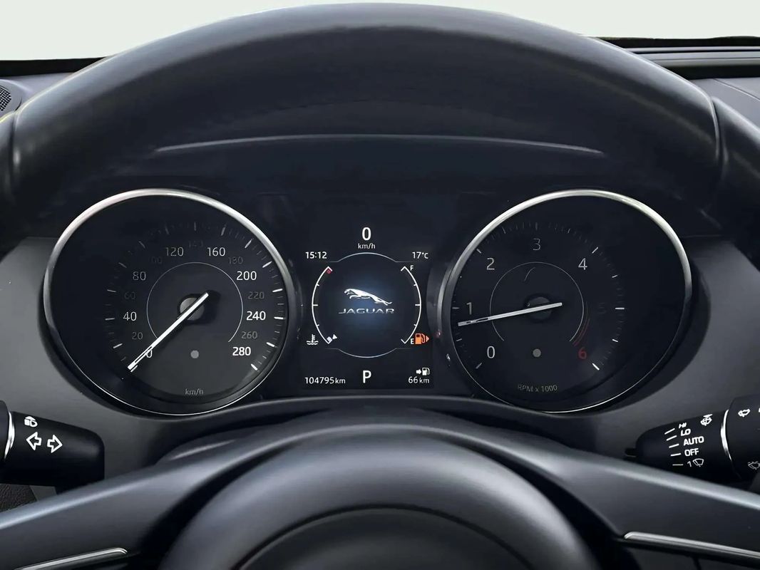 jaguar-f-pace-2017-diesel-1999cc