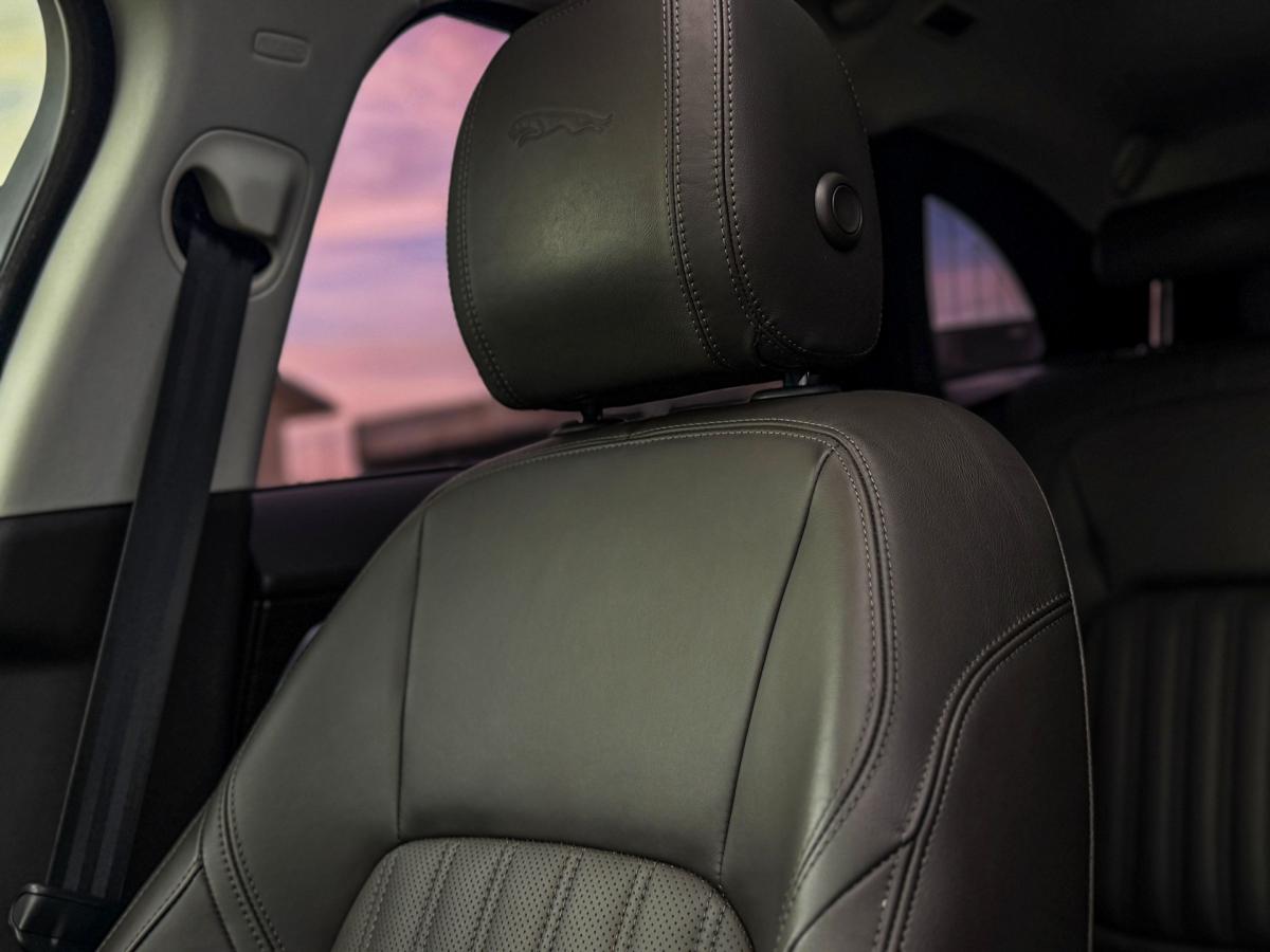jaguar-f-pace-2017-diesel-1999cc