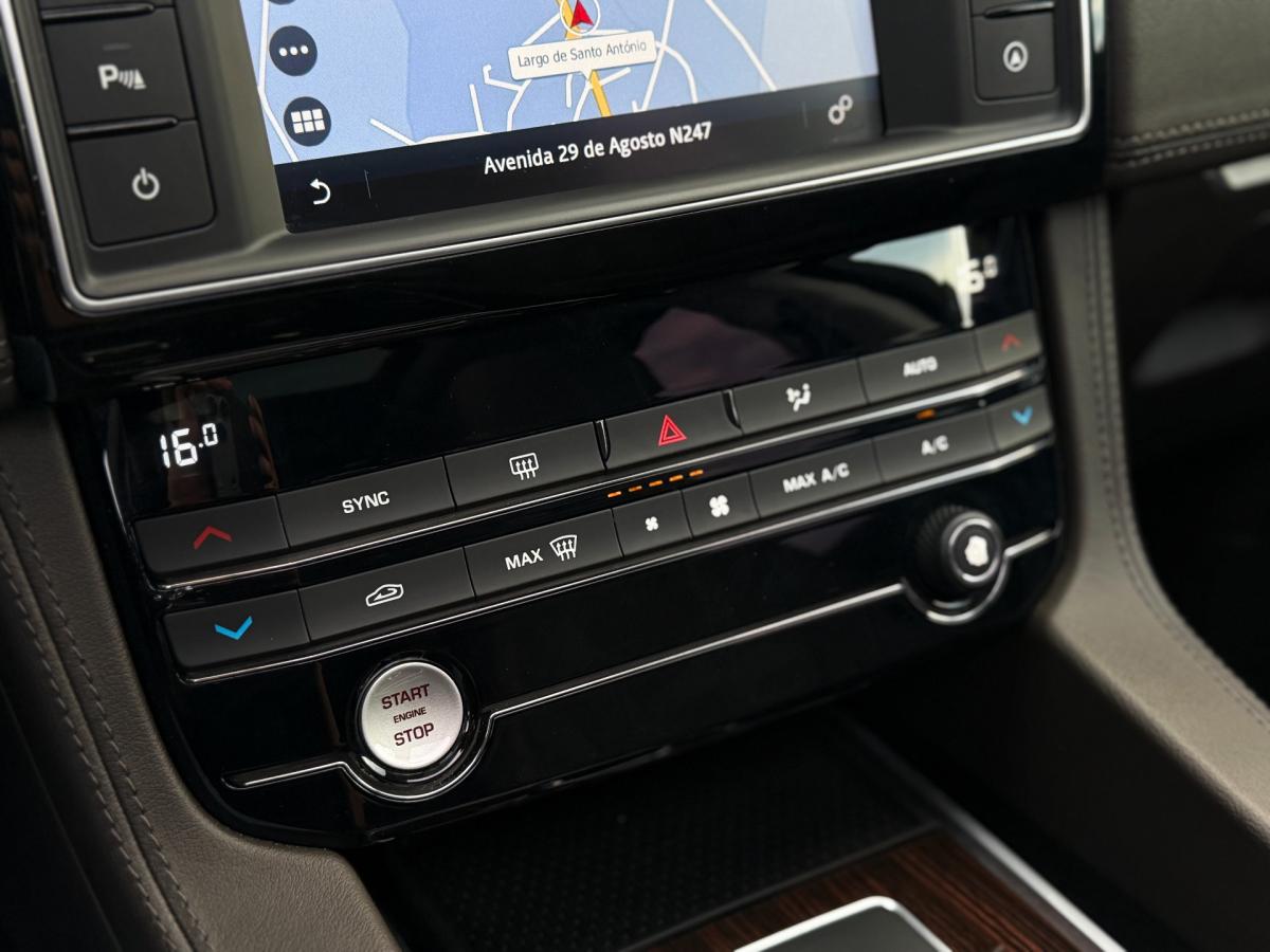 jaguar-f-pace-2017-diesel-1999cc