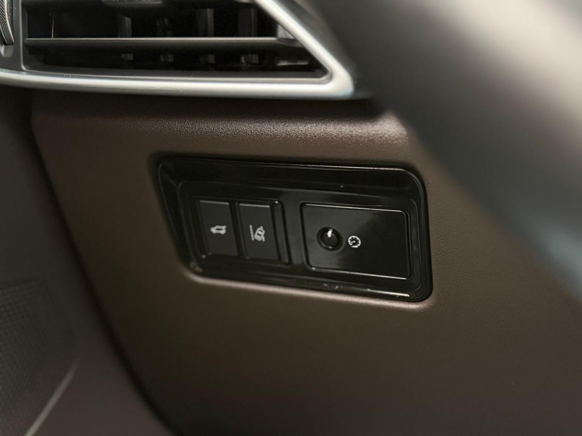 jaguar-f-pace-2017-diesel-1999cc