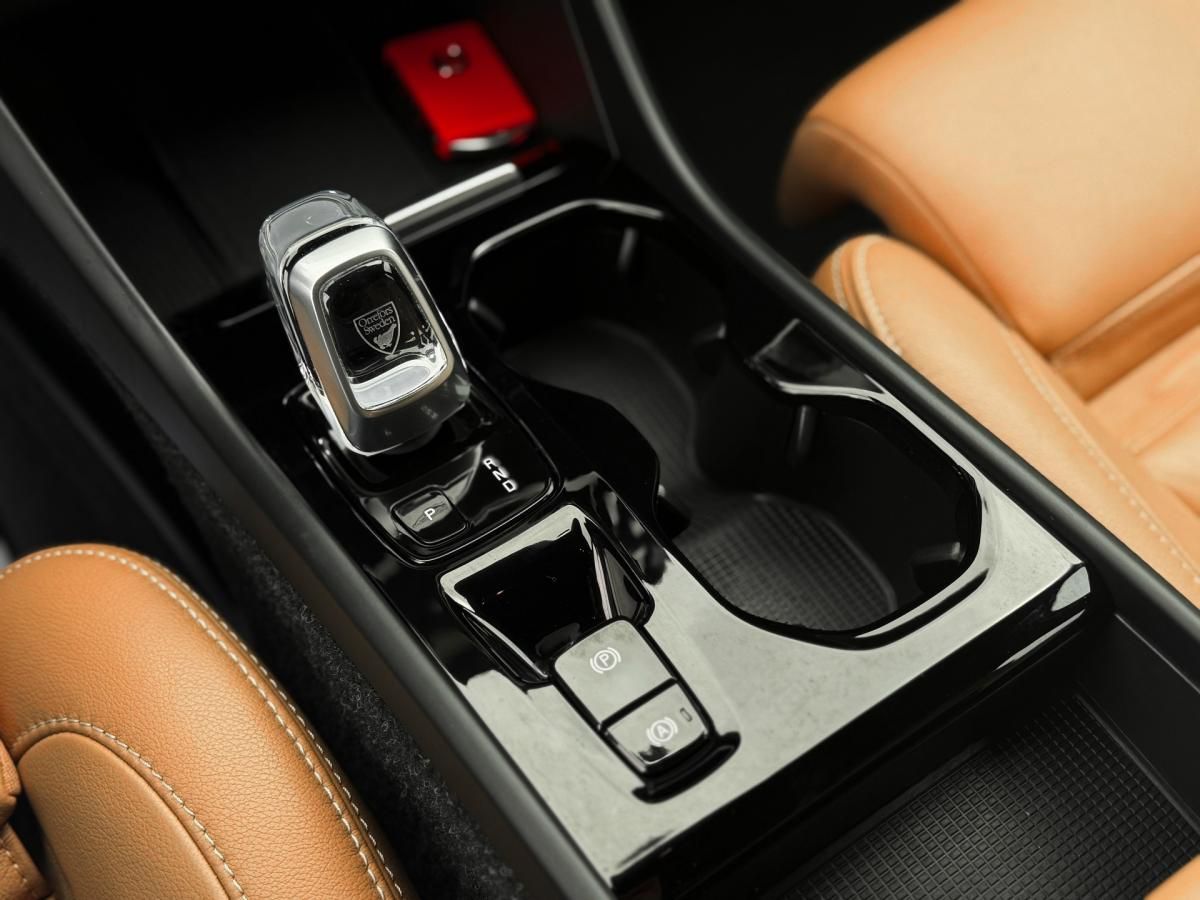 volvo-xc40-2021-hibrido-a-gasolina-1477cc