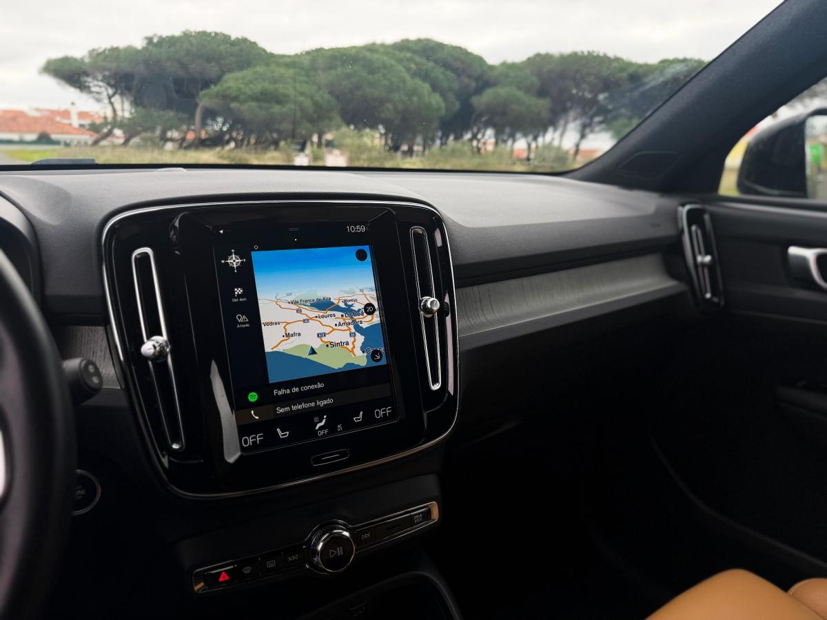 volvo-xc40-2021-hibrido-a-gasolina-1477cc