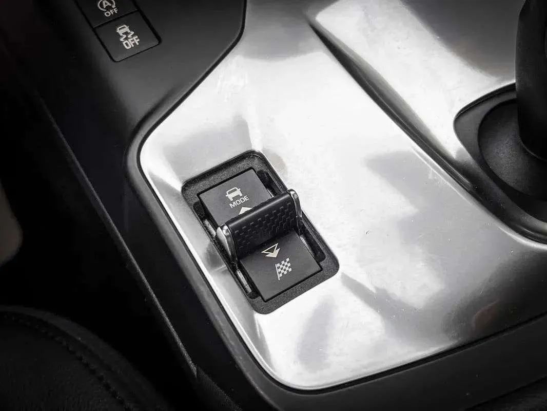 jaguar-e-pace-2018-diesel-1999cc