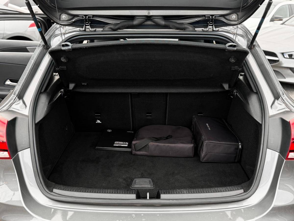 mercedes-benz-classe-a-2021-hibrido-a-gasolina-1332cc