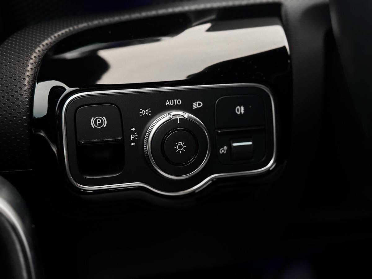 mercedes-benz-classe-a-2021-hibrido-a-gasolina-1332cc