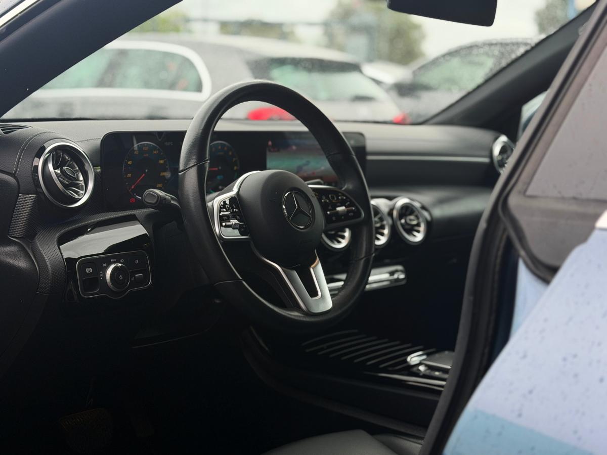 mercedes-benz-cla-2022-hibrido-a-gasolina-1332cc