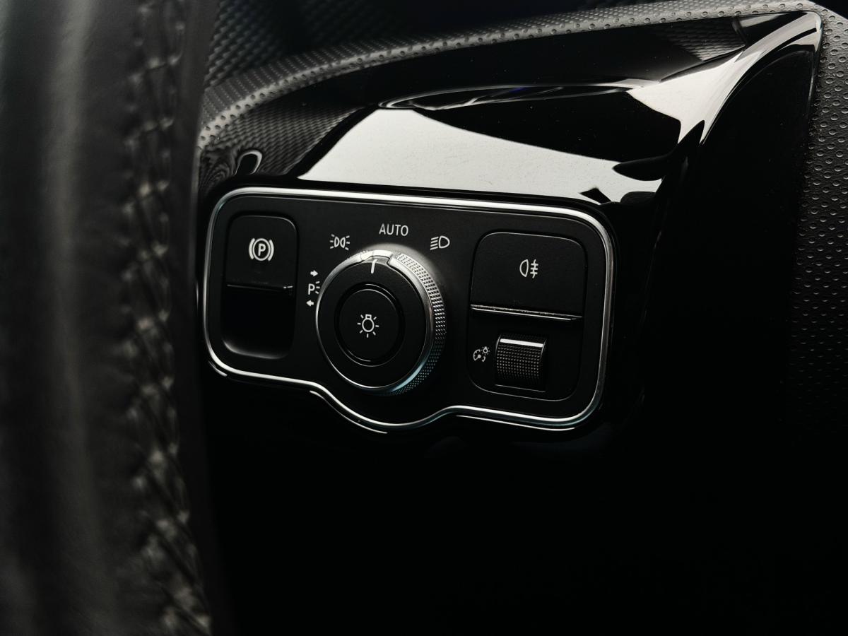 mercedes-benz-cla-2022-hibrido-a-gasolina-1332cc