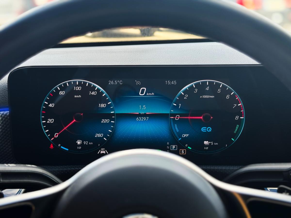 mercedes-benz-classe-a-2021-hibrido-a-gasolina-1332cc