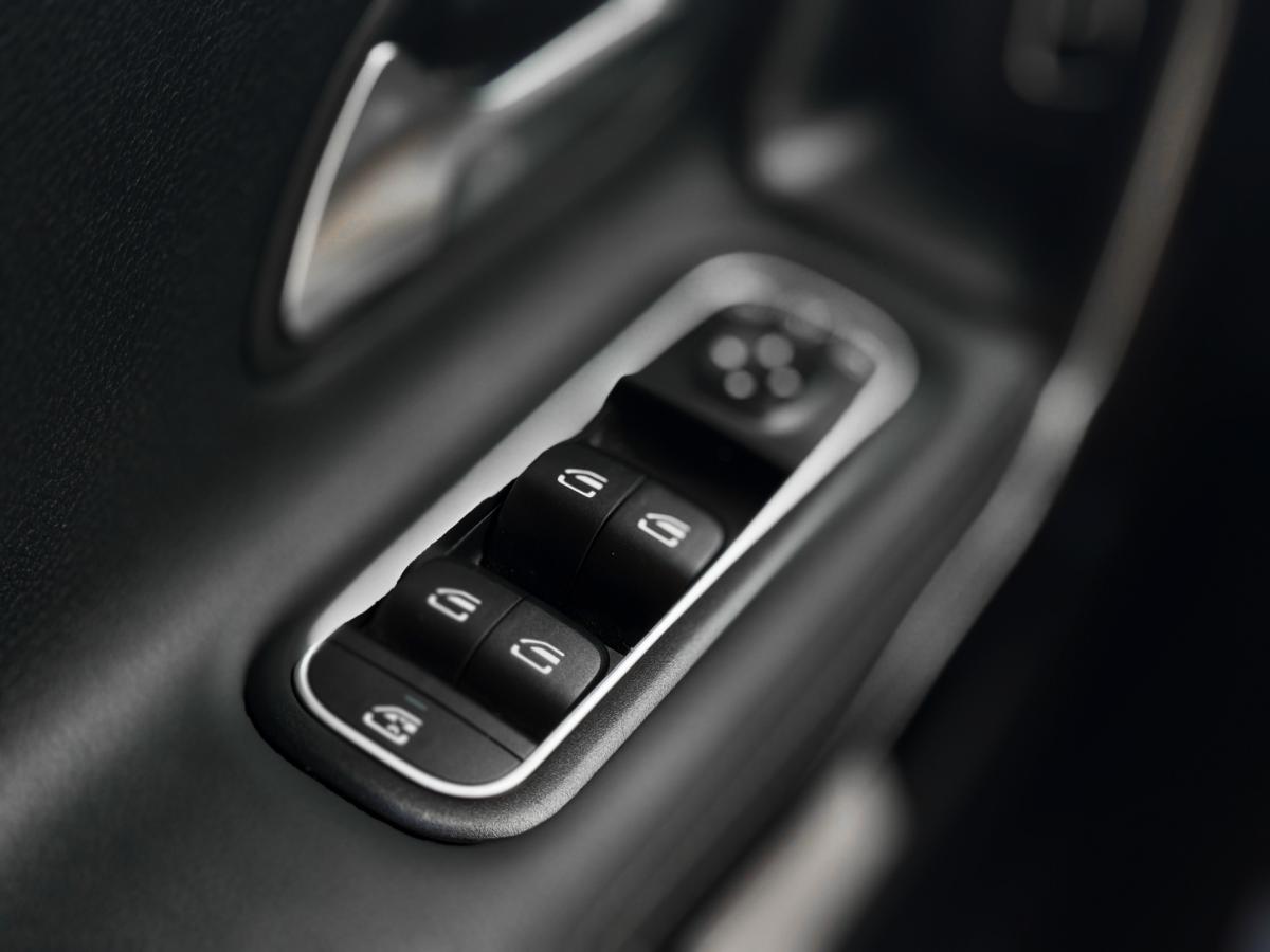 mercedes-benz-classe-a-2021-hibrido-a-gasolina-1332cc