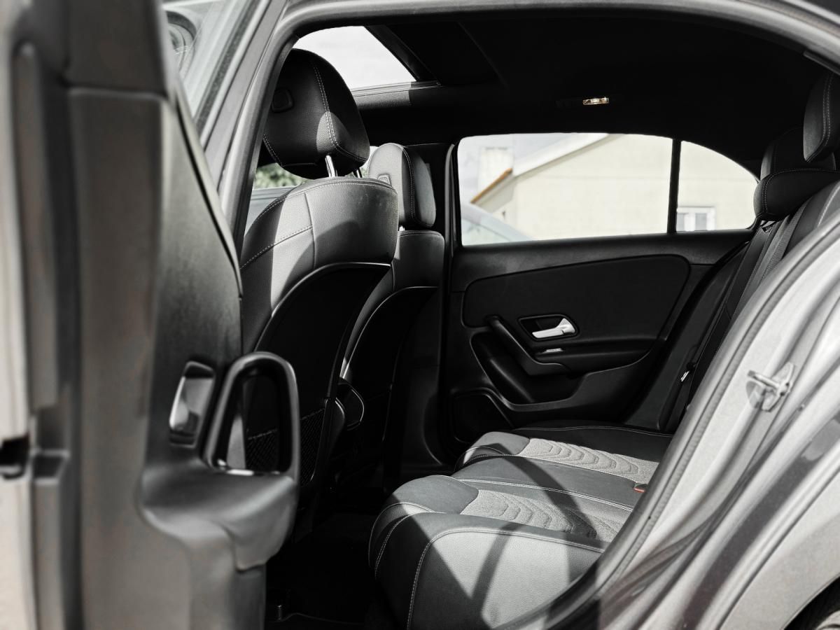 mercedes-benz-classe-a-2023-hibrido-a-gasolina-1332cc