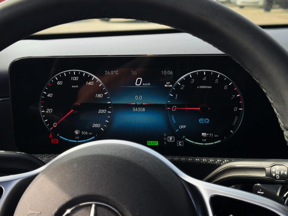 mercedes-benz-classe-a-2023-hibrido-a-gasolina-1332cc