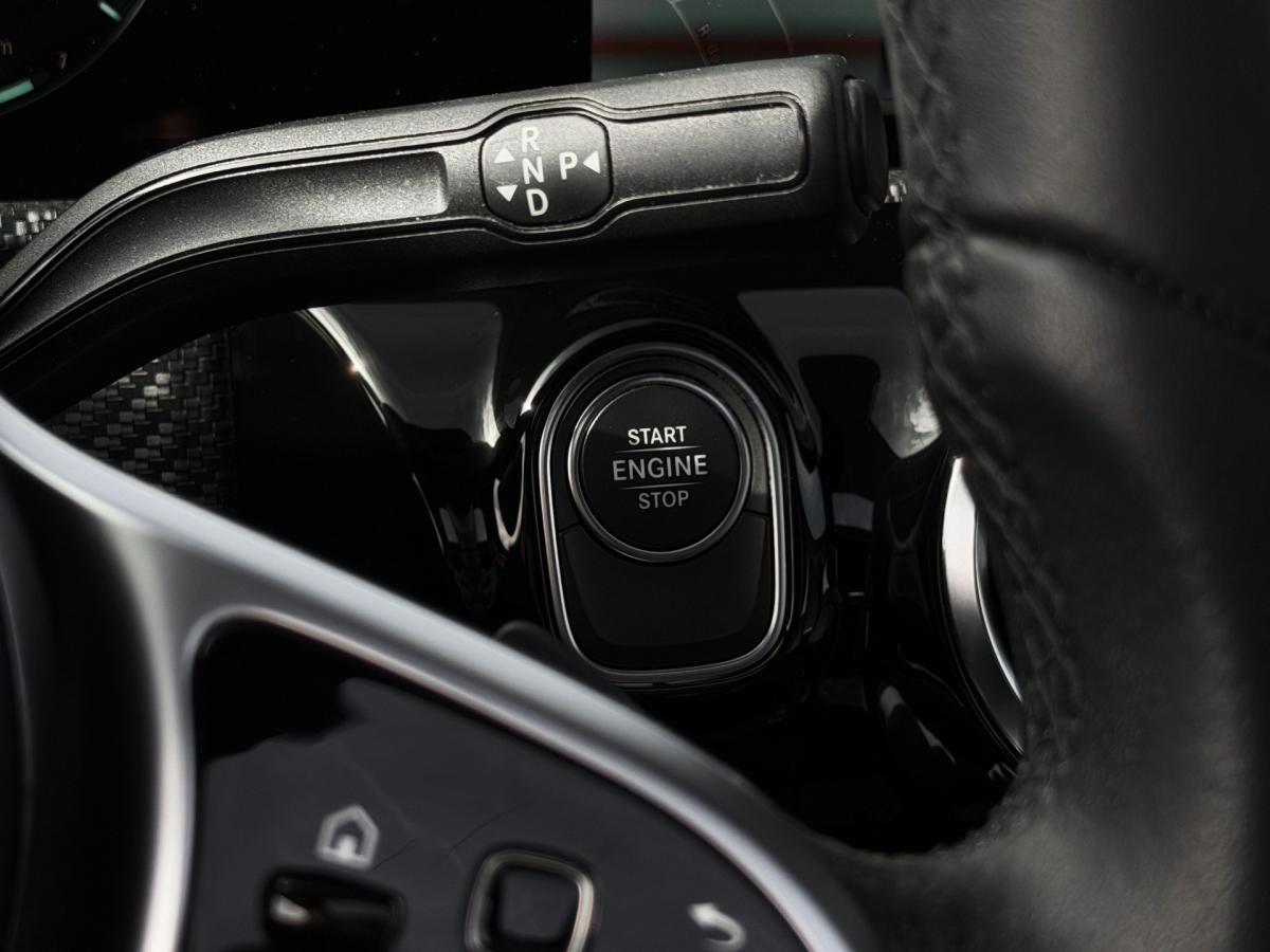 mercedes-benz-classe-a-2023-hibrido-a-gasolina-1332cc