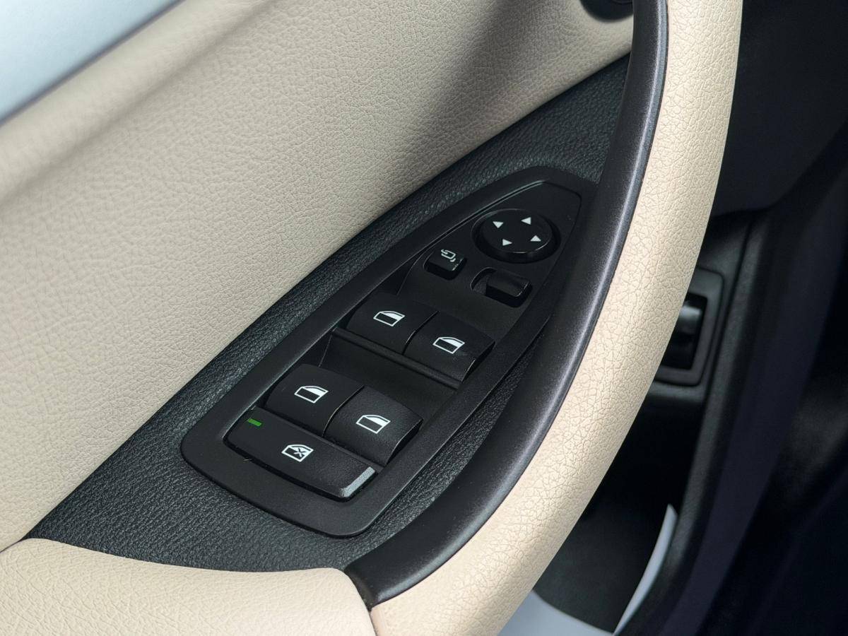 bmw-x1-2021-hibrido-a-gasolina-1499cc
