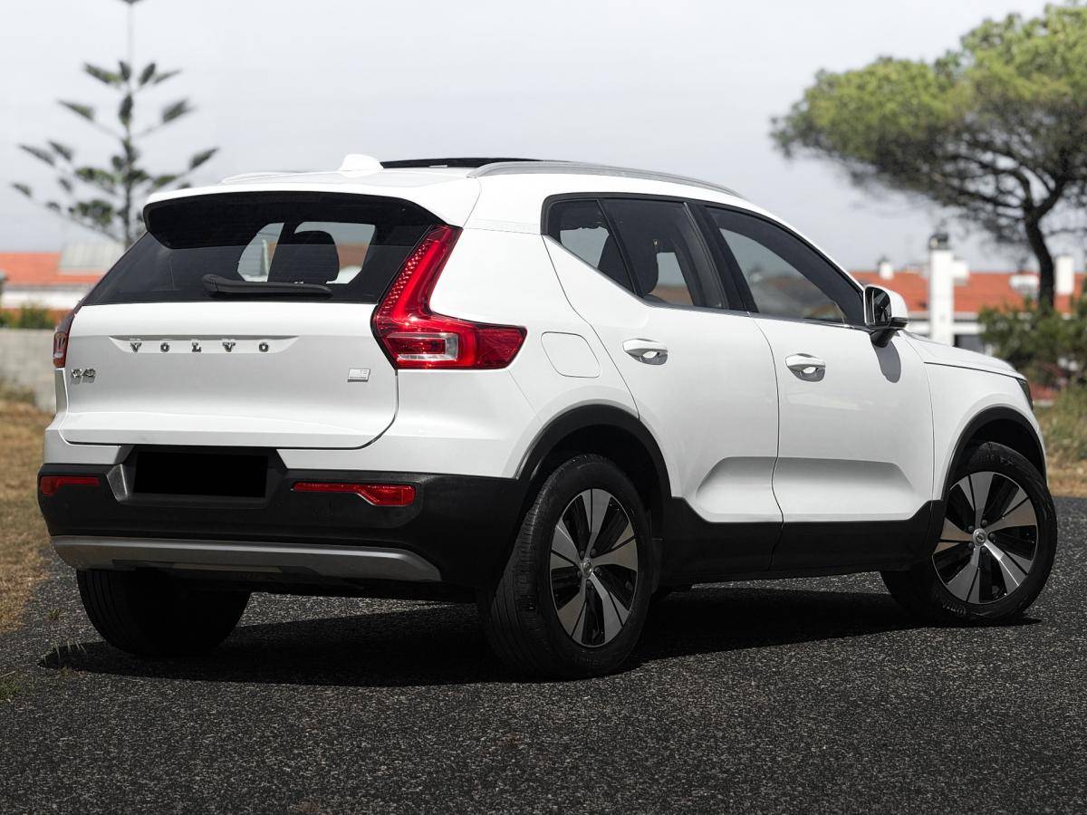 volvo-xc40-2021-hibrido-a-gasolina-1477cc