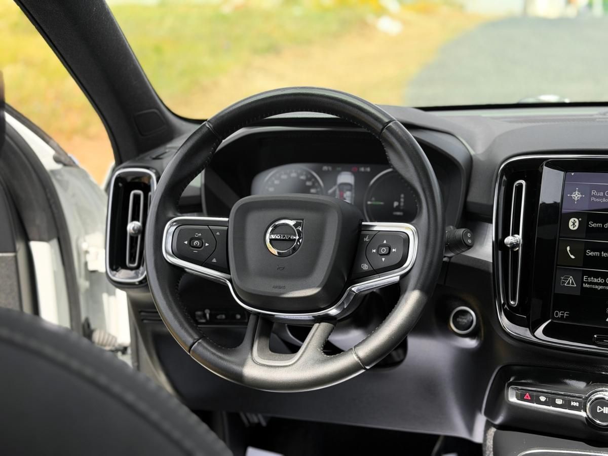 volvo-xc40-2021-hibrido-a-gasolina-1477cc