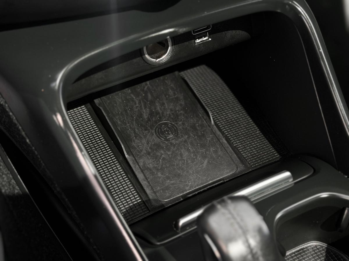 volvo-xc40-2021-hibrido-a-gasolina-1477cc
