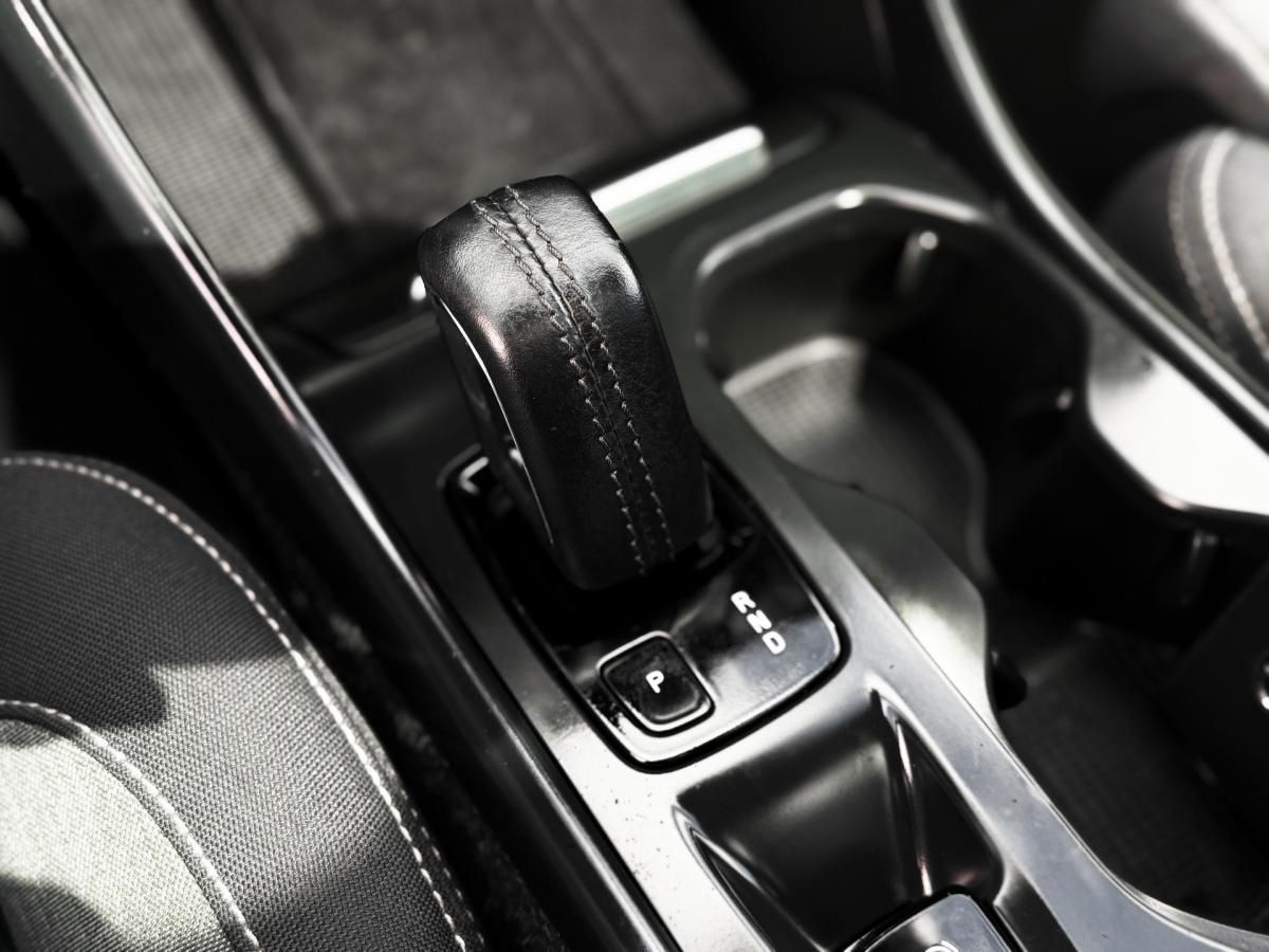 volvo-xc40-2021-hibrido-a-gasolina-1477cc