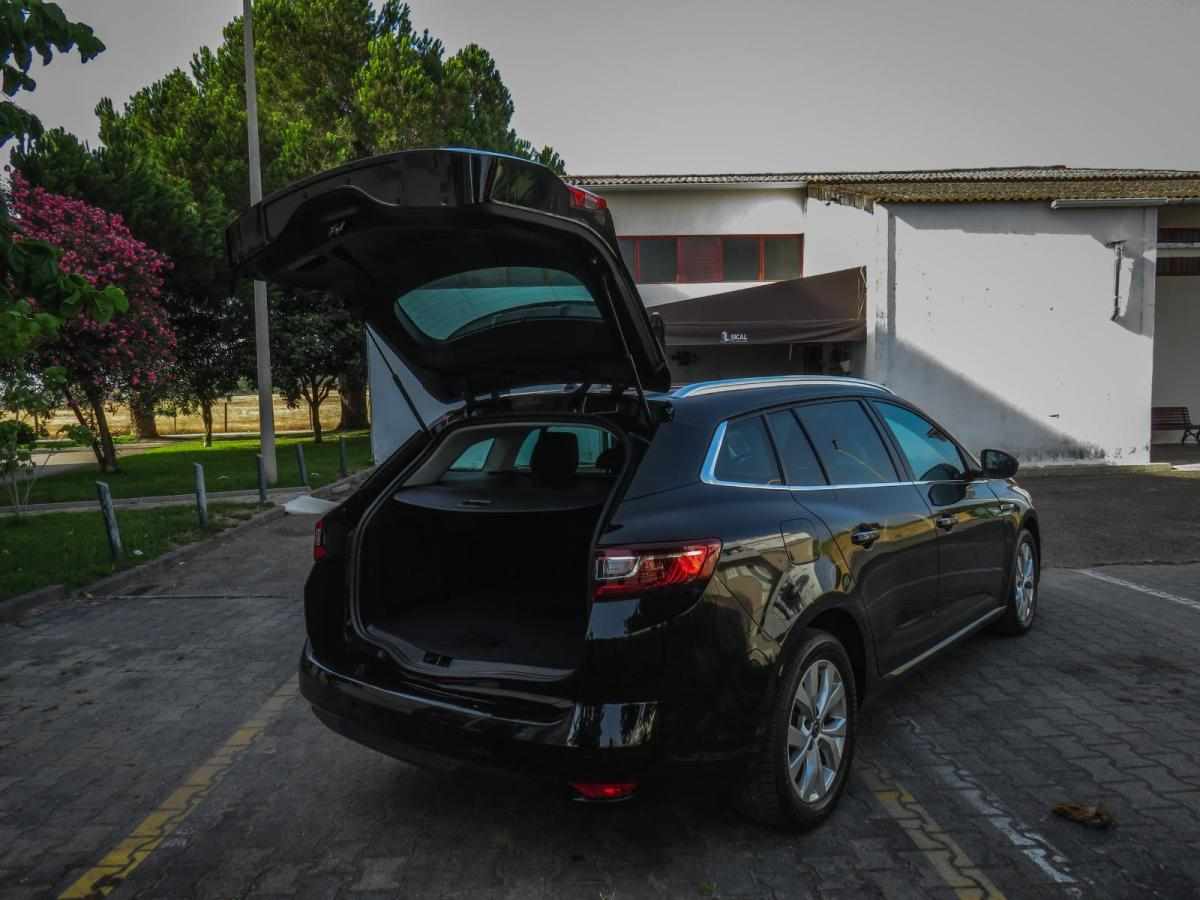 renault-megane-sport-tourer-1-5-dci-2020-diesel-1461cc
