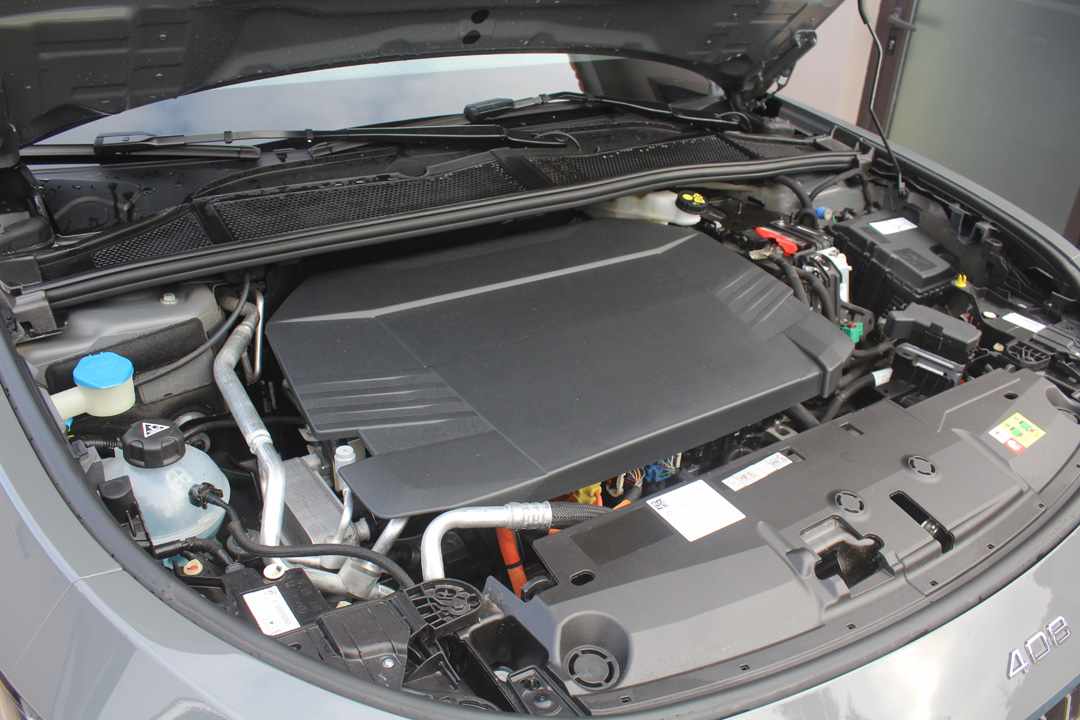 peugeot-408-e-408-58-kwh-2025-eletrico