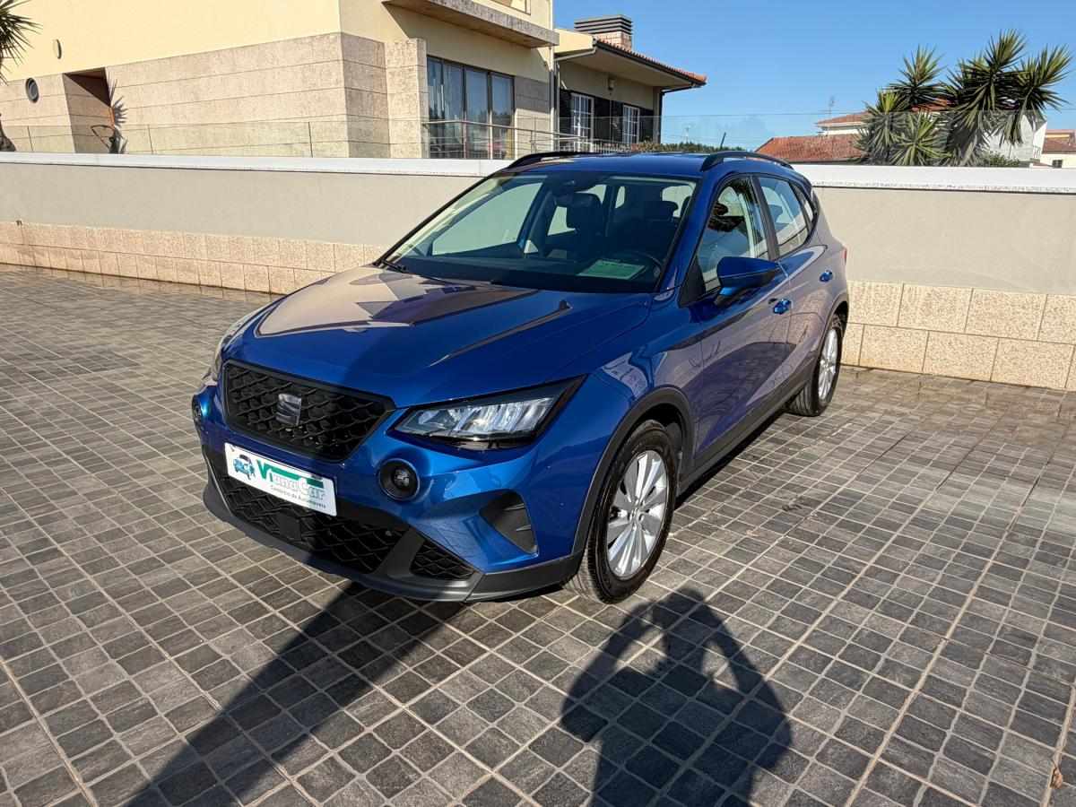 seat-arona-2023-gasolina-999cc