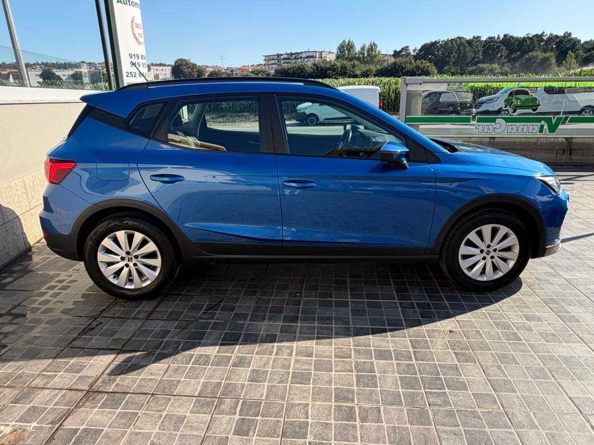 seat-arona-2023-gasolina-999cc