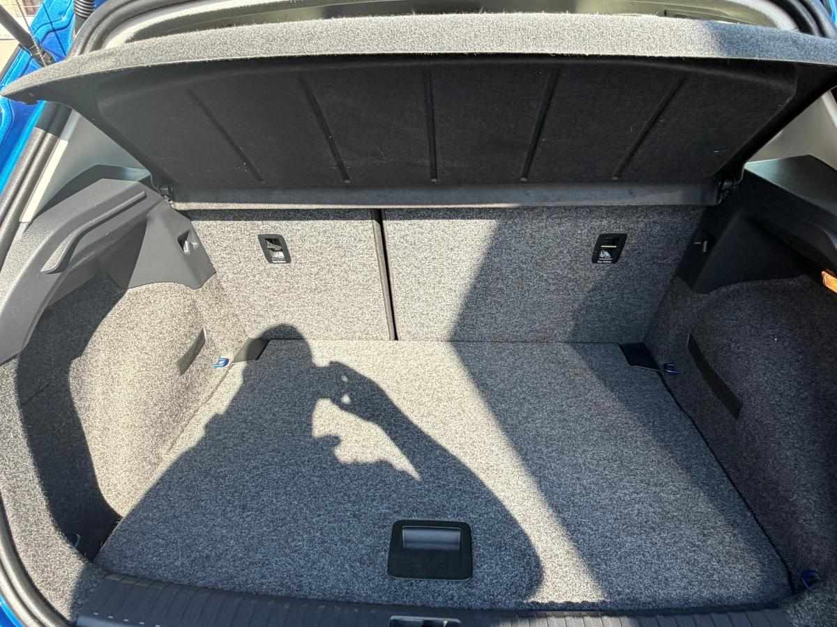 seat-arona-2023-gasolina-999cc