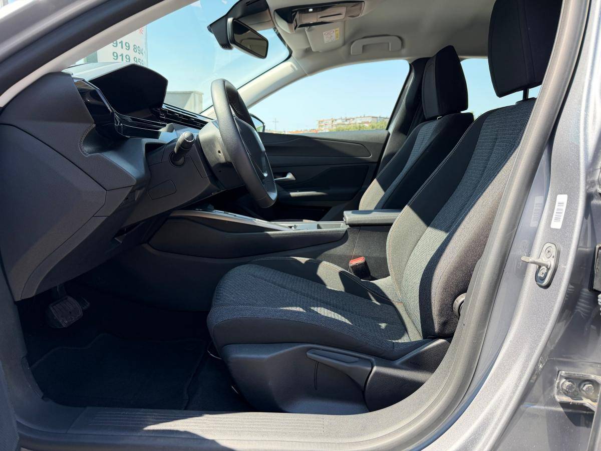peugeot-e-308-2025-eletrico-500cc