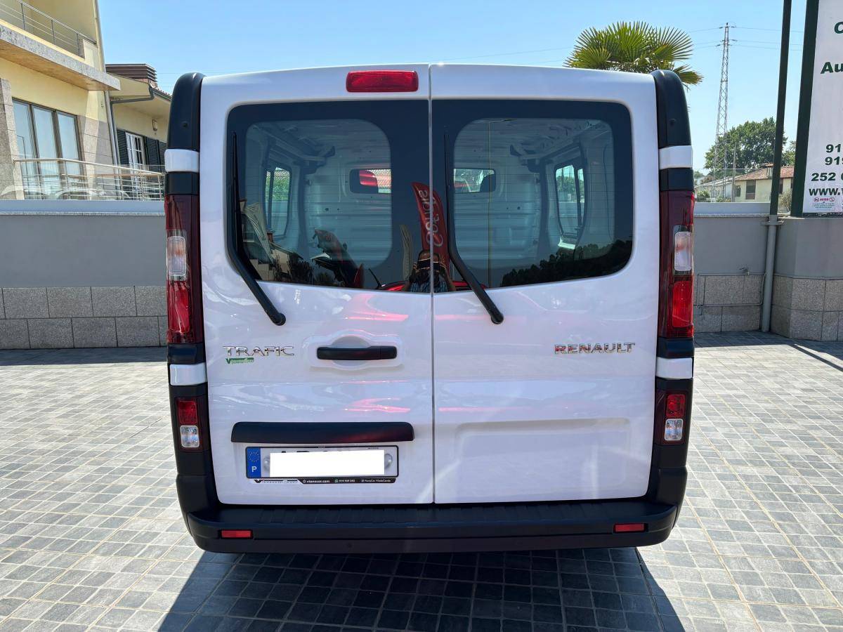 renault-trafic-2020-diesel-1598cc