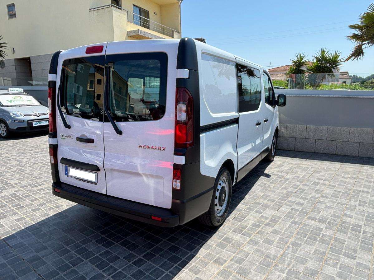 renault-trafic-2020-diesel-1598cc