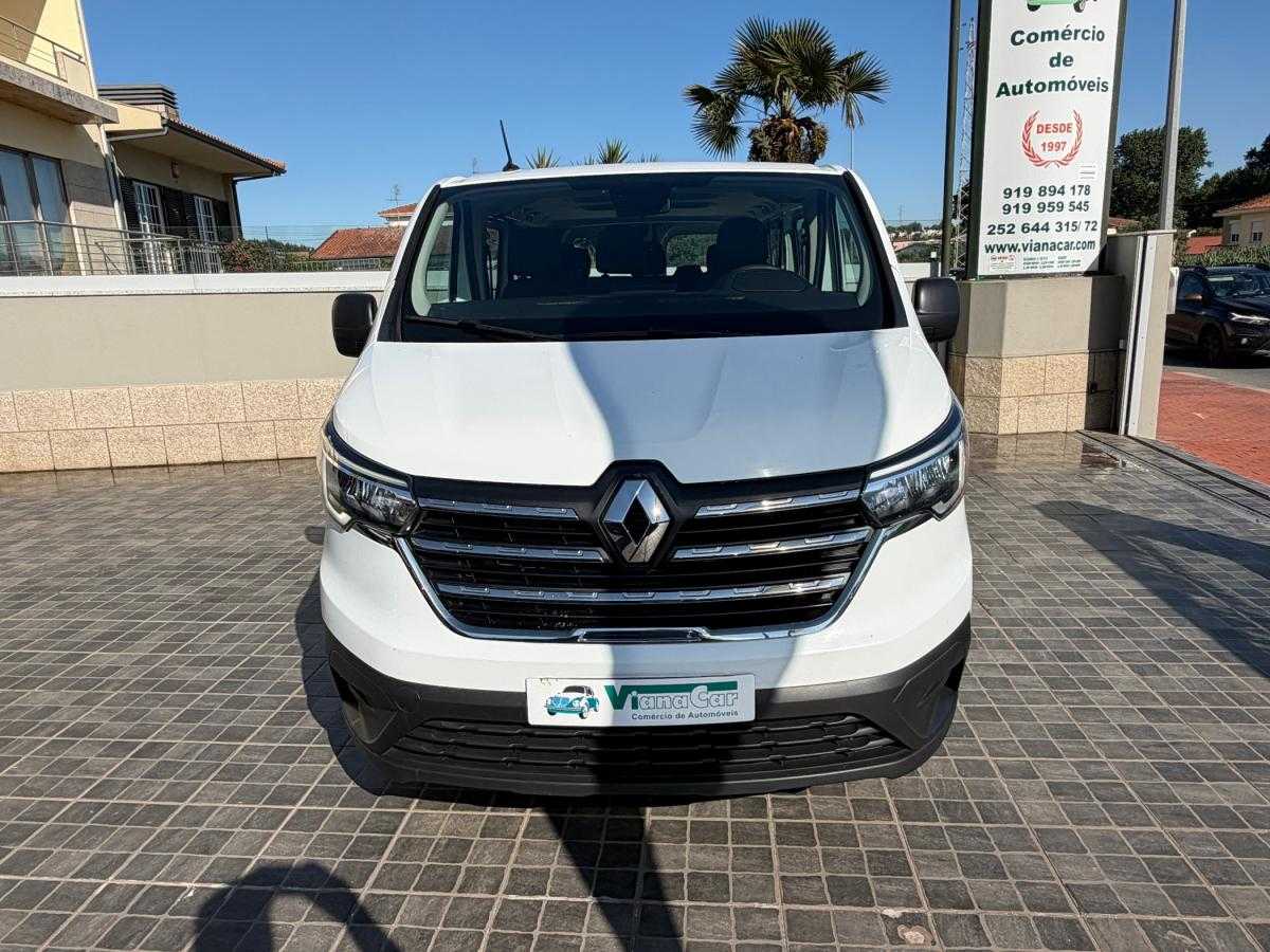 renault-trafic-2023-diesel-1997cc