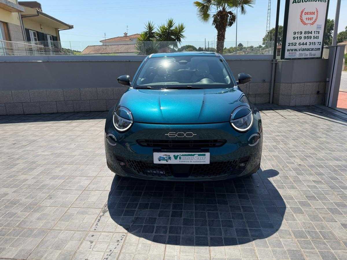 fiat-600-2026-gasolina-1199cc