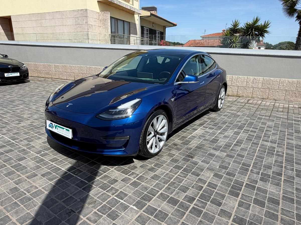 tesla-model-3-2019-eletrico-500cc