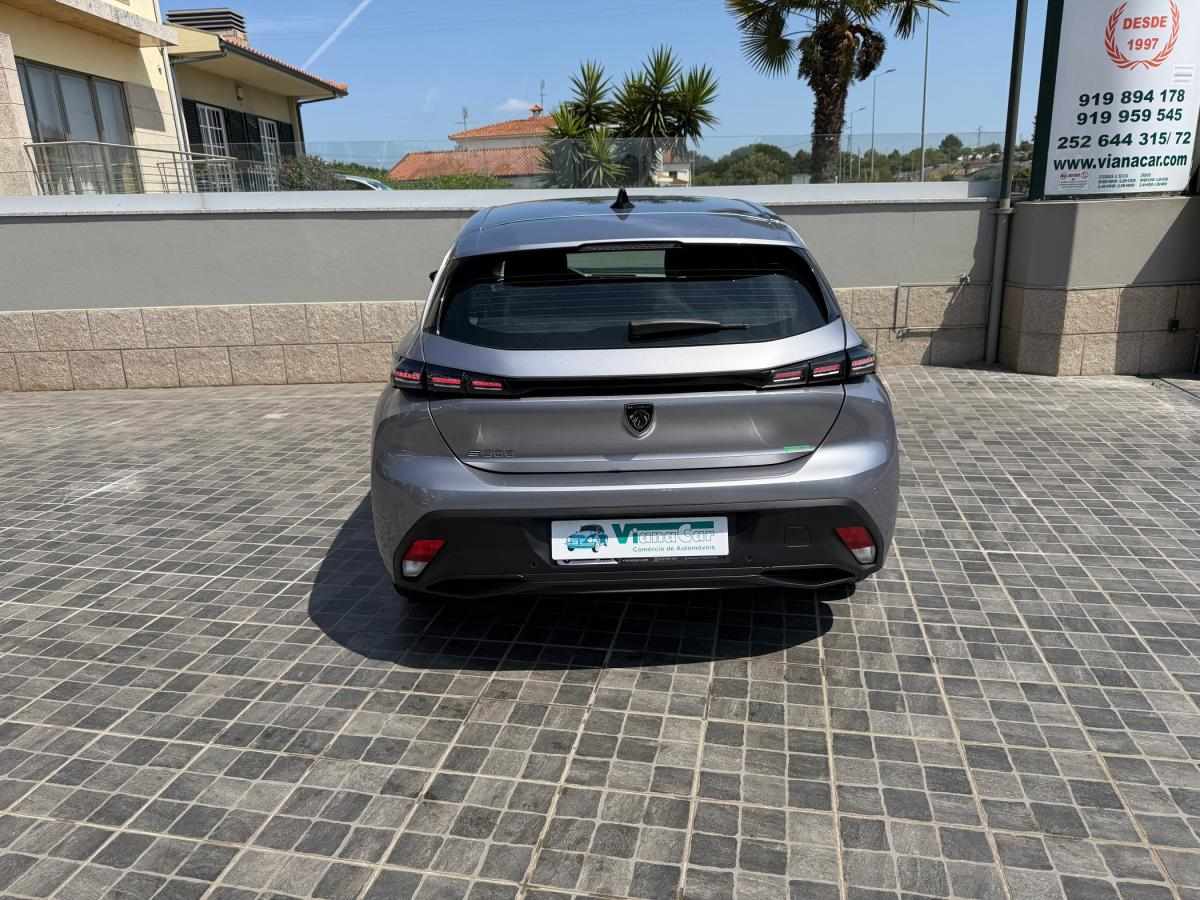 peugeot-e-308-2025-eletrico-500cc