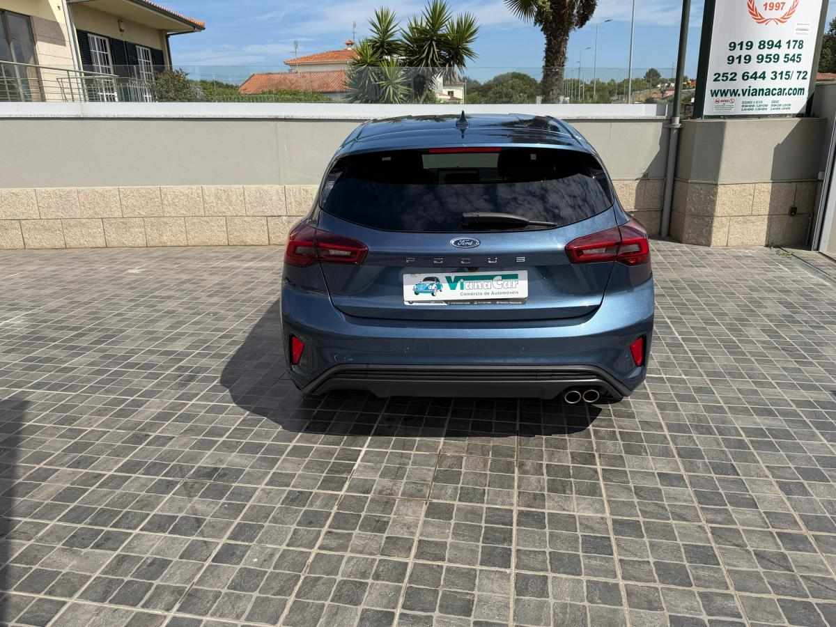 ford-focus-2024-gasolina-998cc