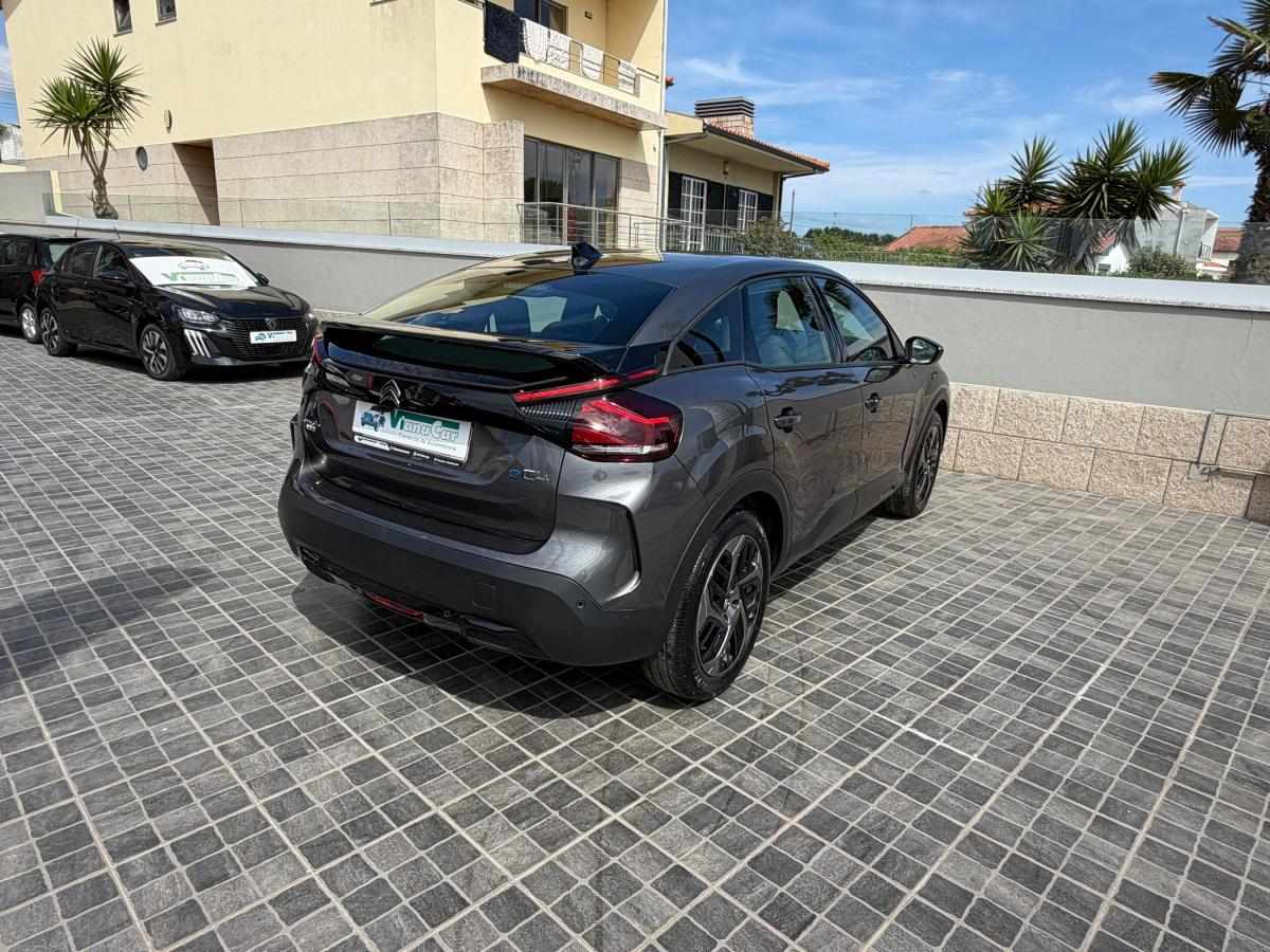 citroen-c4-2024-eletrico-500cc