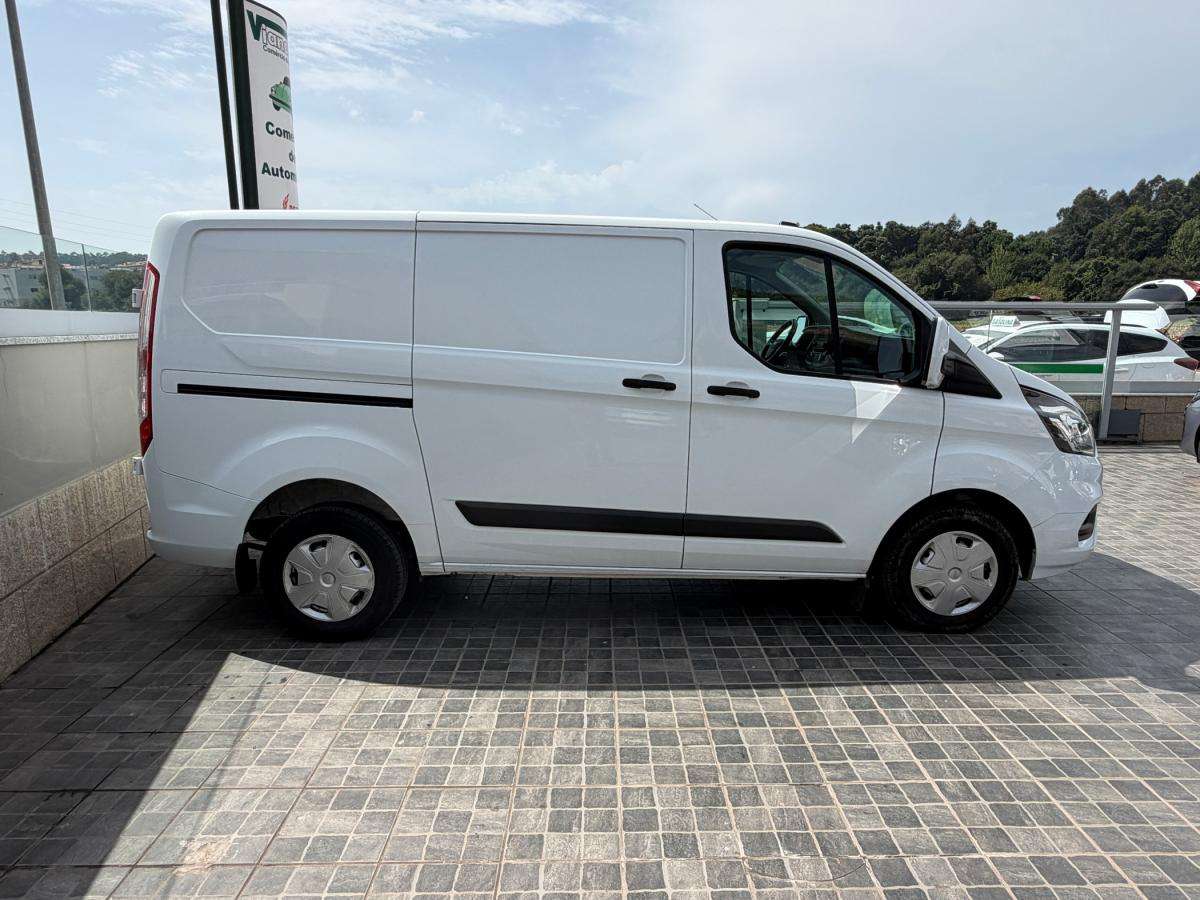 ford-transit-2021-diesel-1995cc