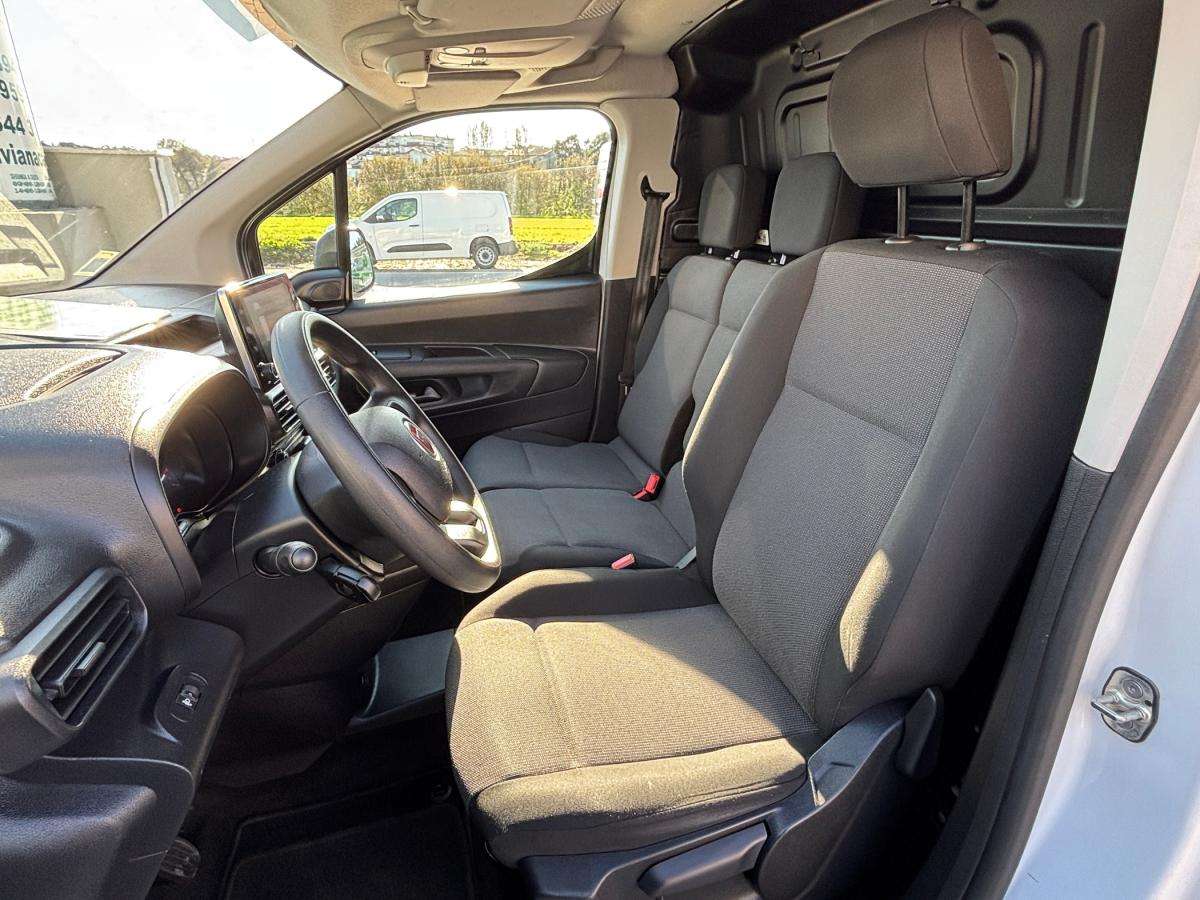 fiat-doblo-2023-diesel-1499cc