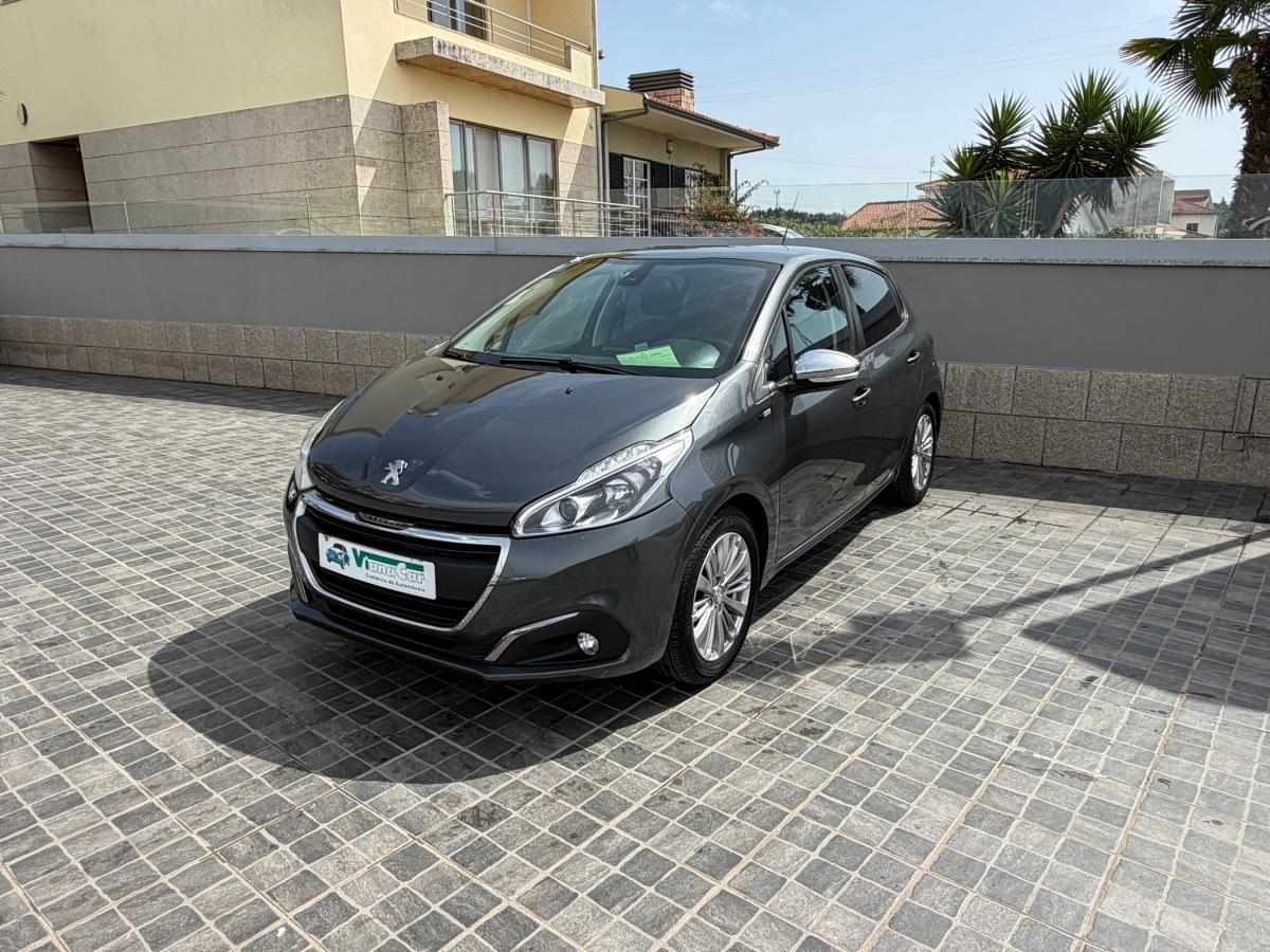 peugeot-208-2017-gasolina-1199cc